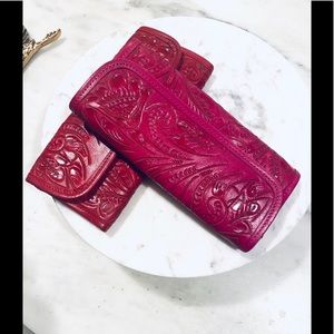 Fuschia/Red Leather Tooled Ladies Clutch